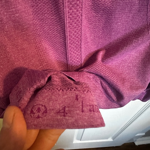 Lululemon Run Swiftly tech quarter zip size 4 - Picture 7 of 7